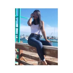 Meet your Posher, Lorianne